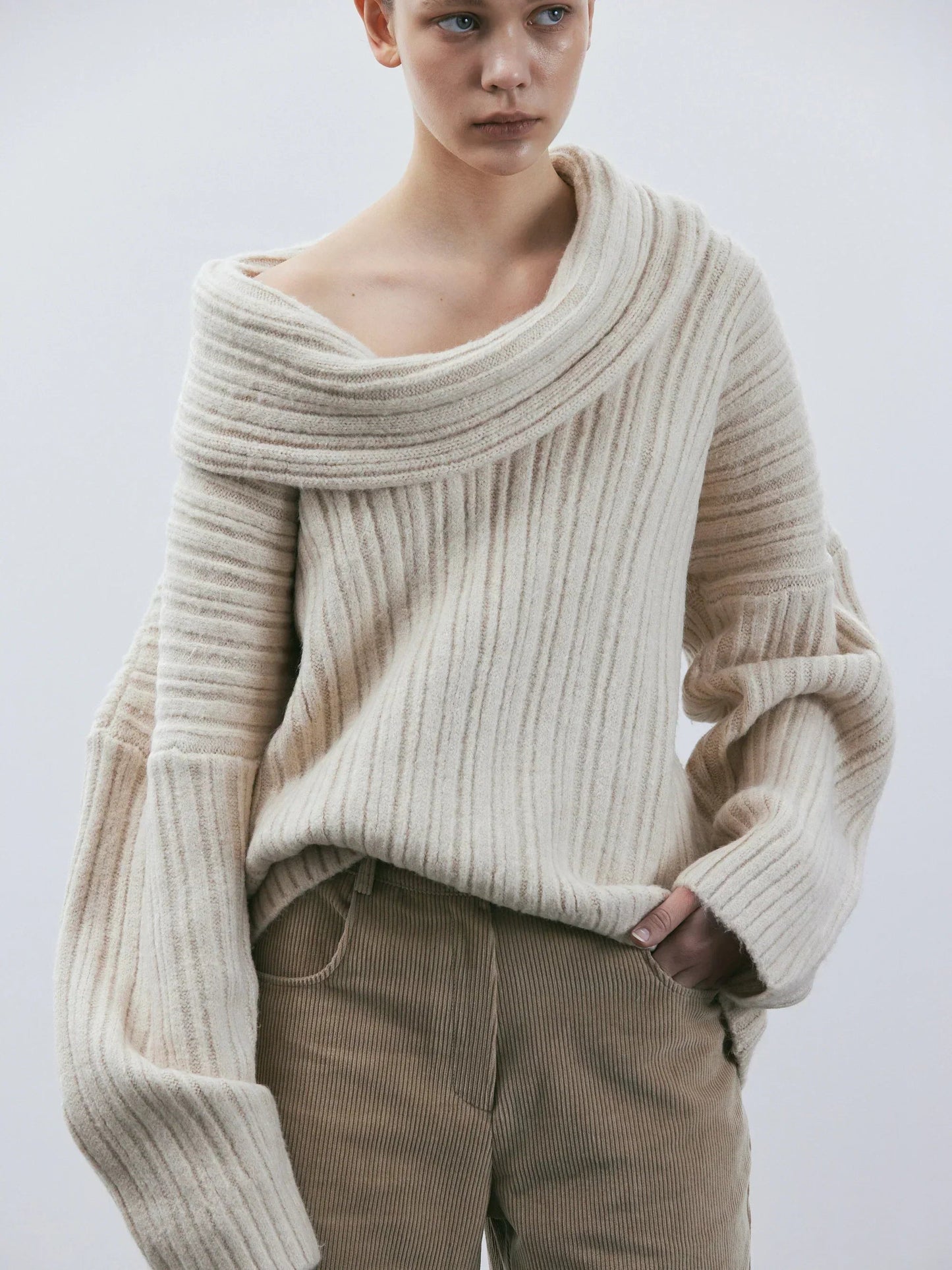Jamila | Luxe Oversized Wolmix Trui met Col Detail