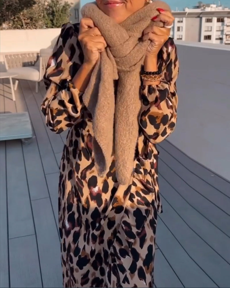 Scarlett | V-hals jurk met luipaardprint voor dames