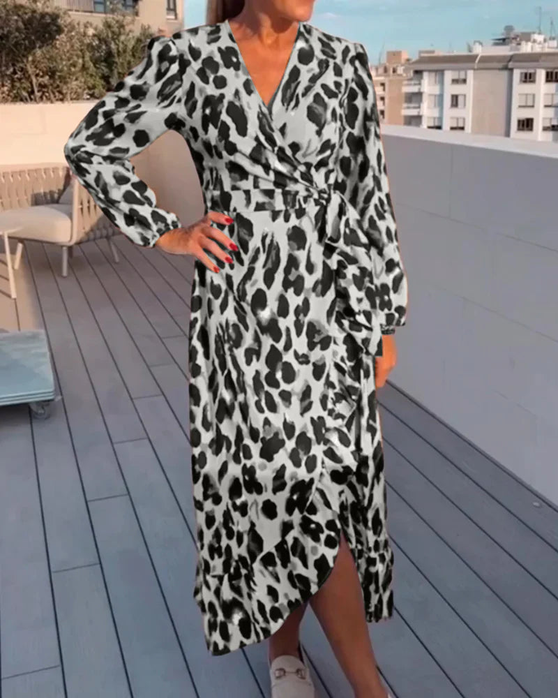 Scarlett | V-hals jurk met luipaardprint voor dames