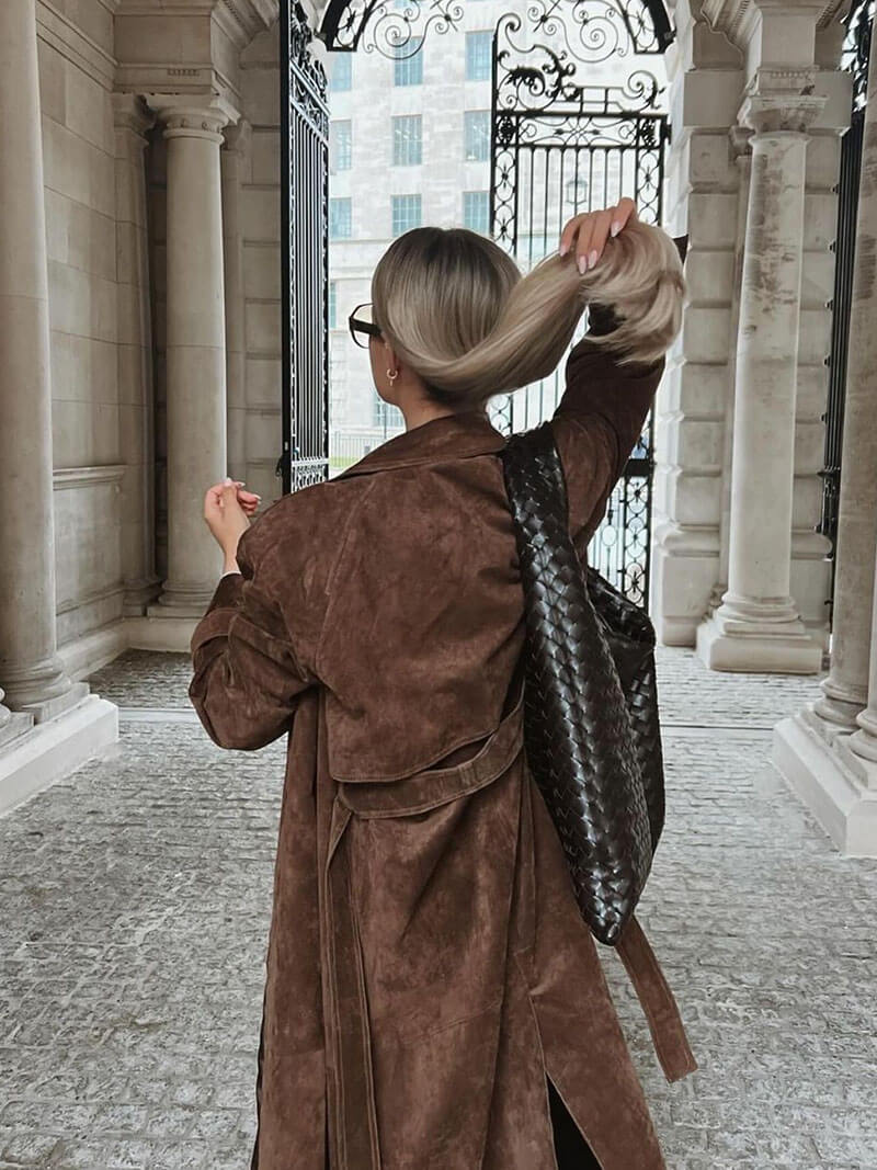 Naeva | Lange Suède Trenchcoat met Riem – Veganistisch Suède