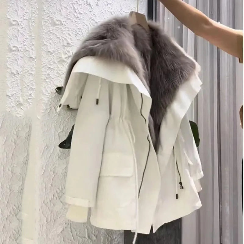 Rielle | Luxe Parka met Grijze Bontkraag โ Witte Winterjas