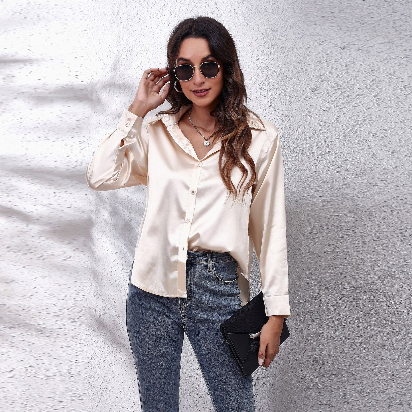 Lyke | Elegante Satijnen Damesblouse