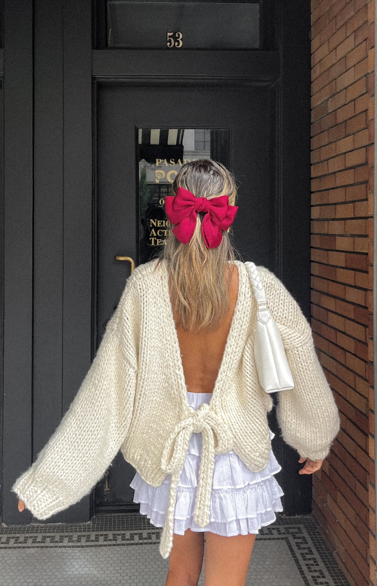 Chayenne | Dames gebreid herfst vest met striksluiting en luxe breisteek