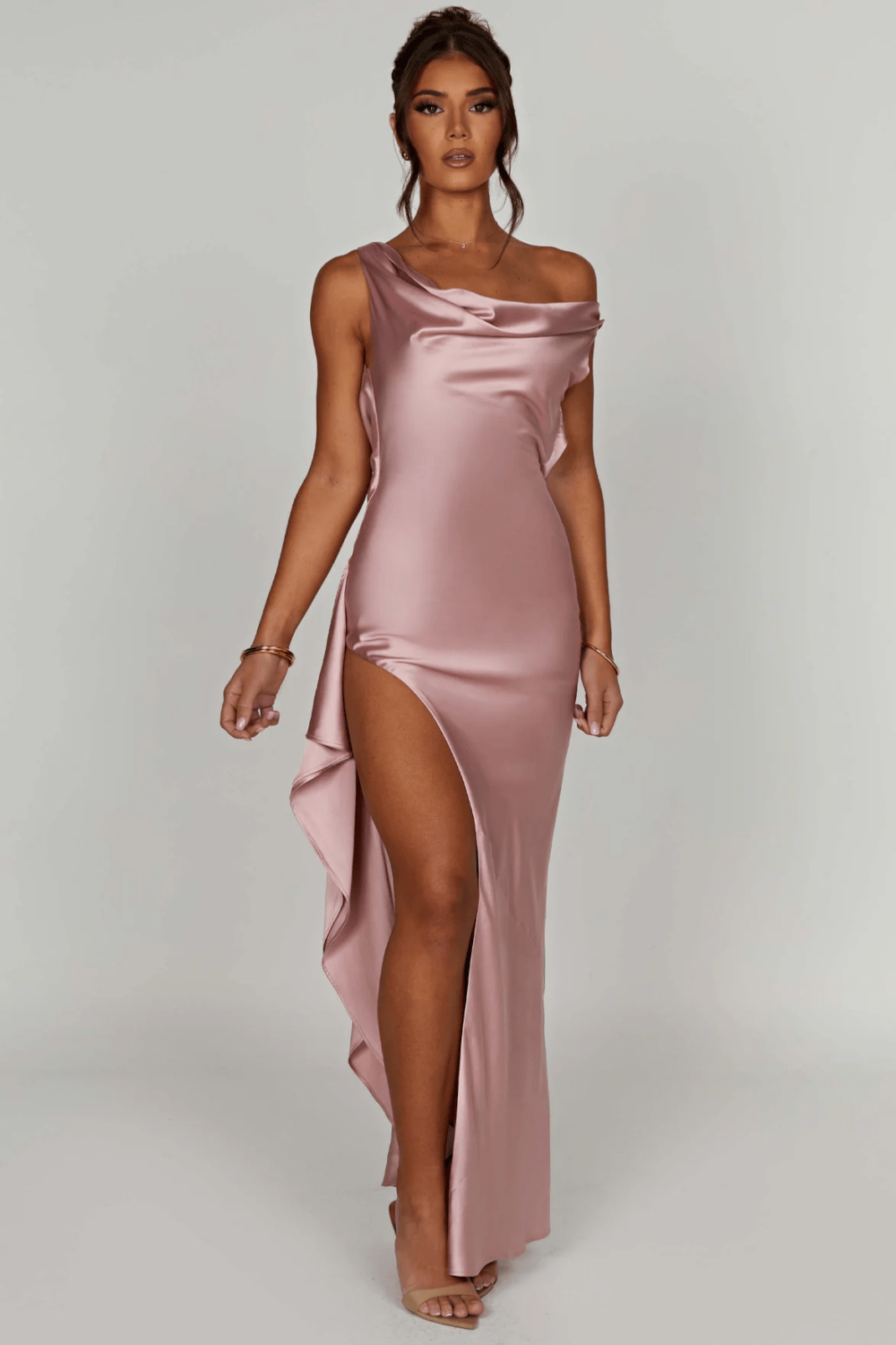 Lisbon | Off-shoulder maxi-jurk van luxe satijn