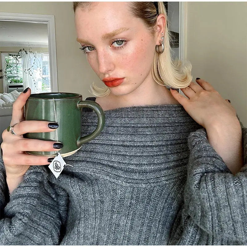 Noami | Grofgebreide Off-Shoulder Winter Trui