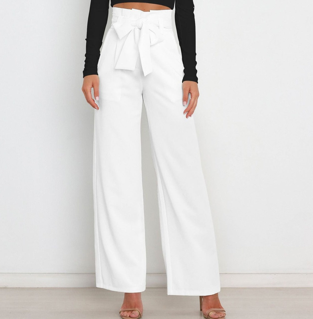 Leah | High-waisted broek met strikceintuur en wijde pijpen