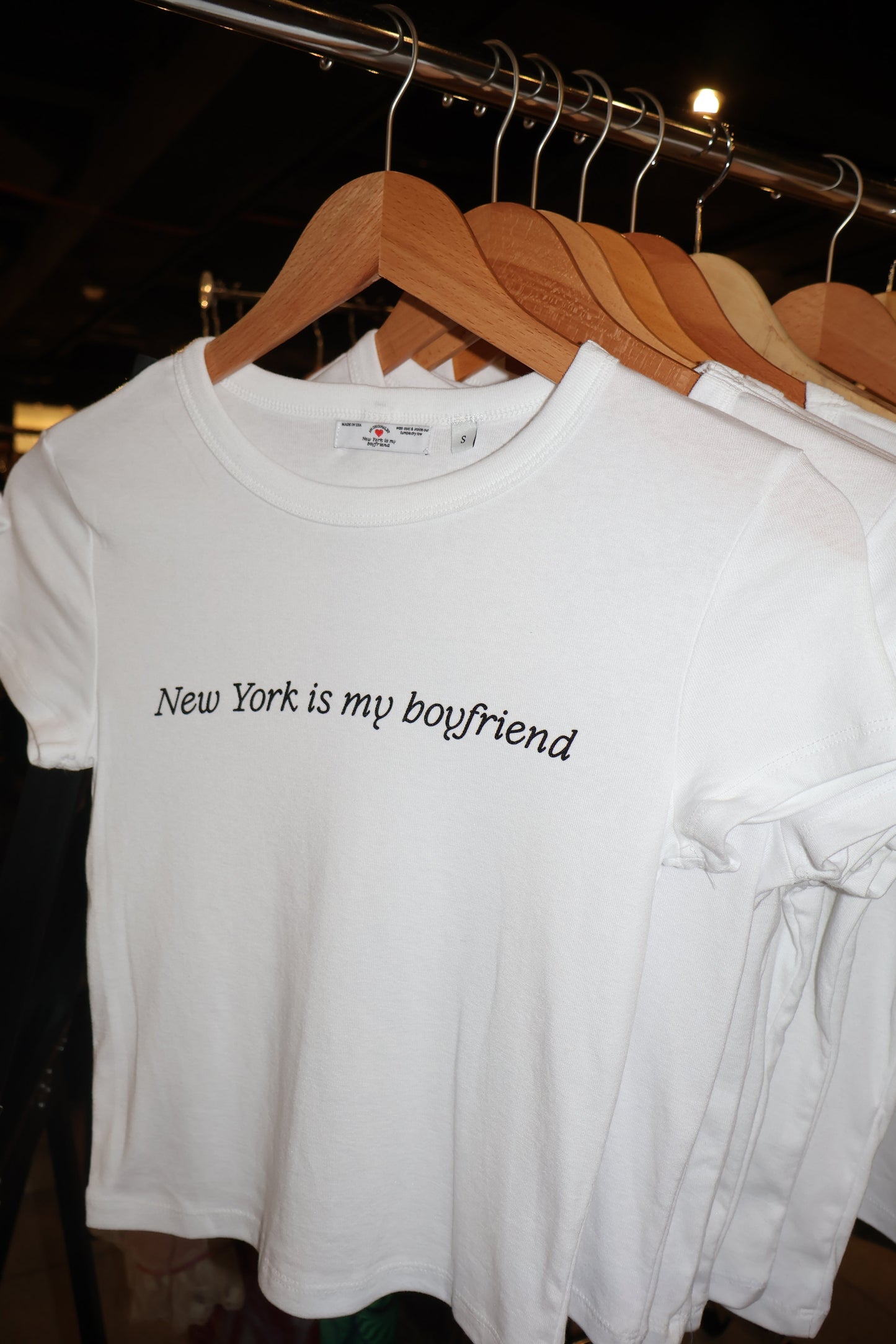 Bronx | New York is my Boyfriend Baby Tee van Katoenmix