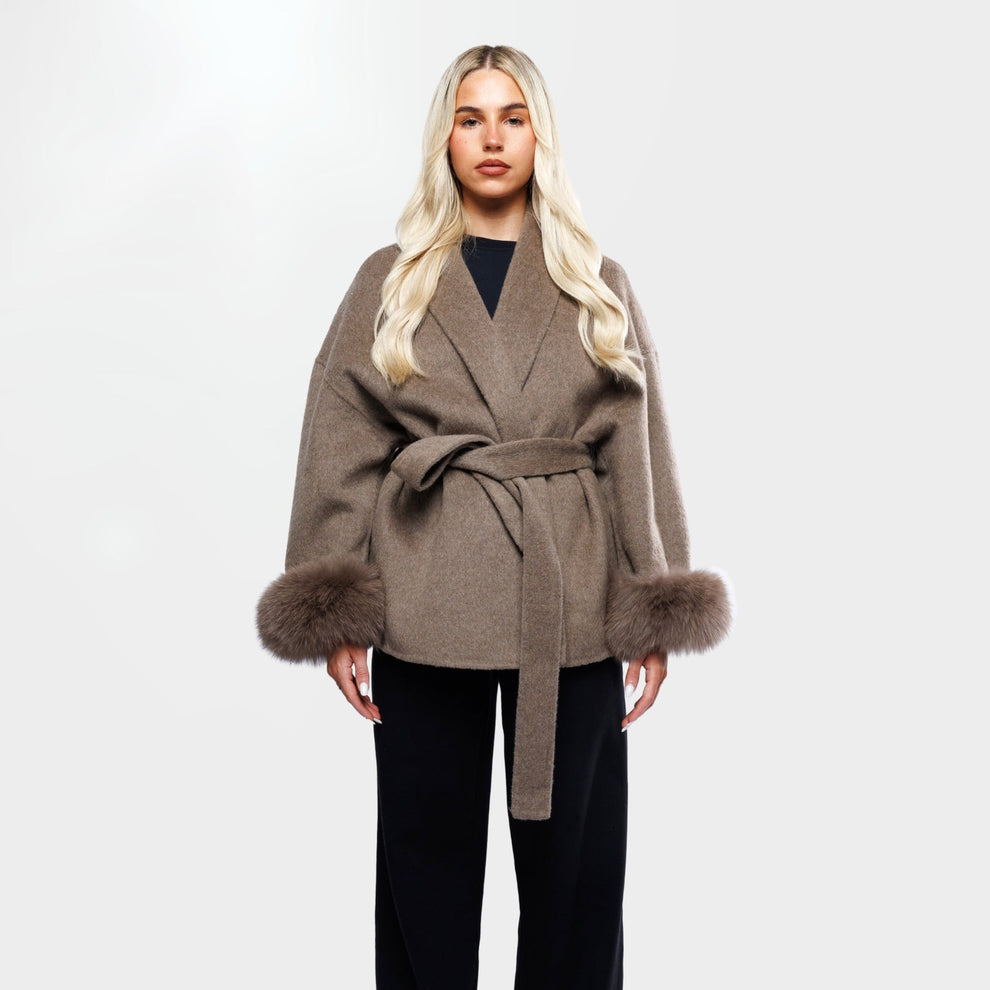 Vicky | Luxe Dames Winterjas met Faux Fur en Elegante Tailleceintuur