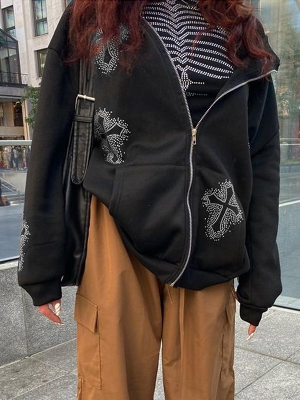 Patty | Zwarte Polyester Hoodie met Strass Kruisdetail