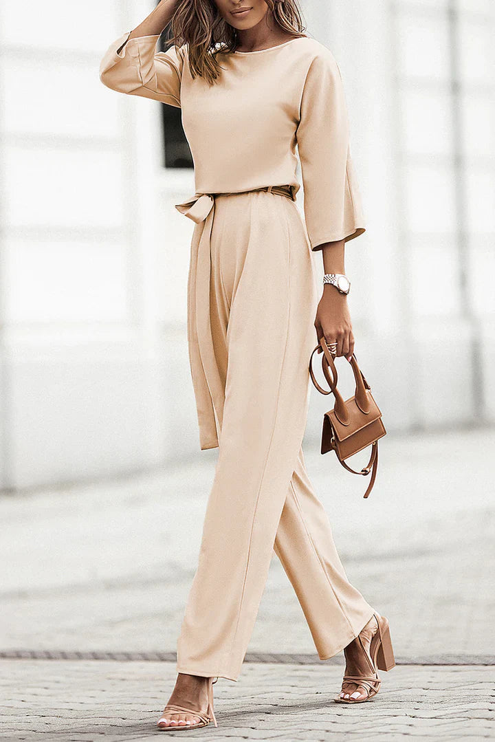 Lilly – Elegante Abrikozenkleurige Jumpsuit voor Dames