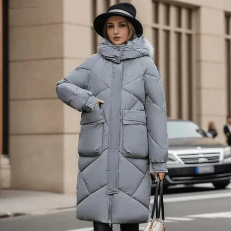 Arlette | Oversized Winterjas met Capuchon, Verstelbare Manchetten & Halflang Design