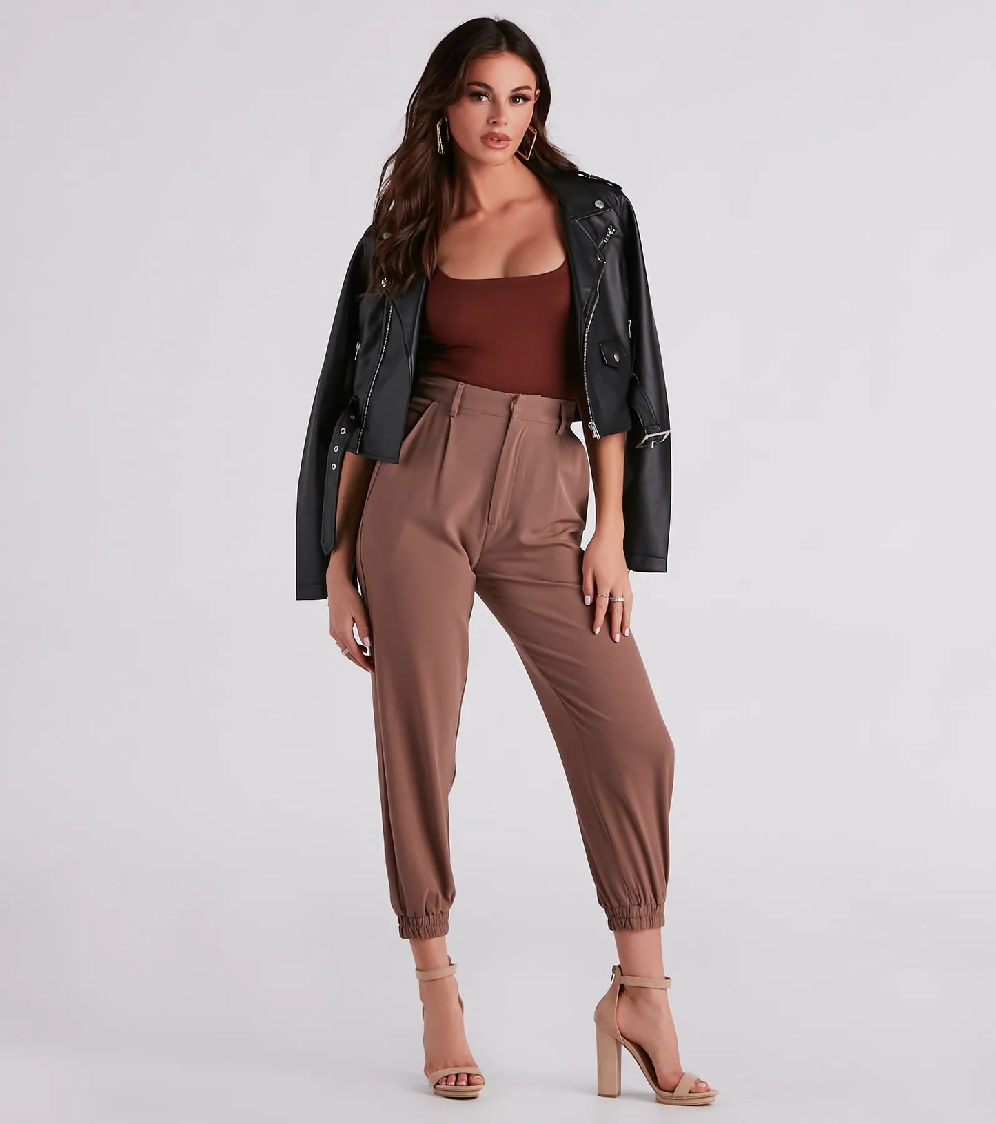 COCO | Slank gesneden broek met moderne pasvorm