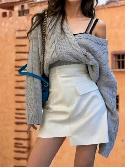 Sita | Dames Trui – Wolbreiwerk – Oversized Pasvorm – Asymmetrische V-Hals