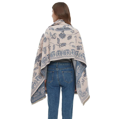 Ivana | Luxe Gebreide Sjaal in Beige en Blauw met Paisley