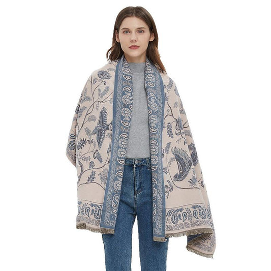 Ivana | Luxe Gebreide Sjaal in Beige en Blauw met Paisley