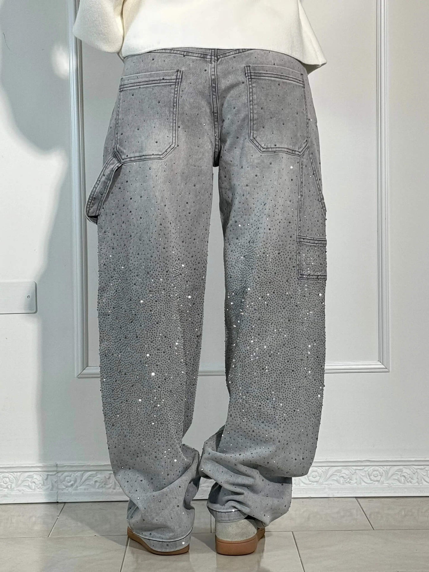 Diede | Balloon Fit Jeans met Sprankelende Details in Denim