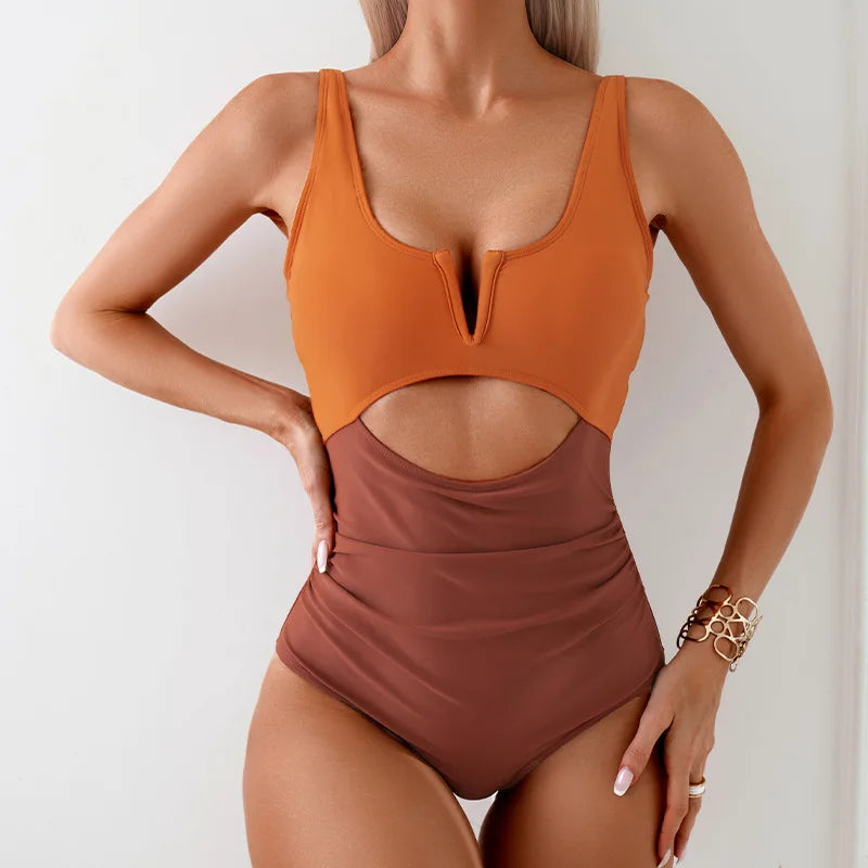 Miller | Flatterend Cut-Out One-Piece Badpak