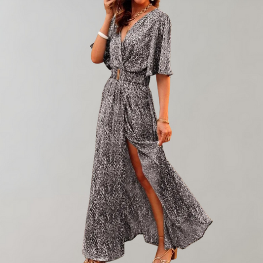 Melina – De Elegante Zomerjurk met Wikkelstijl