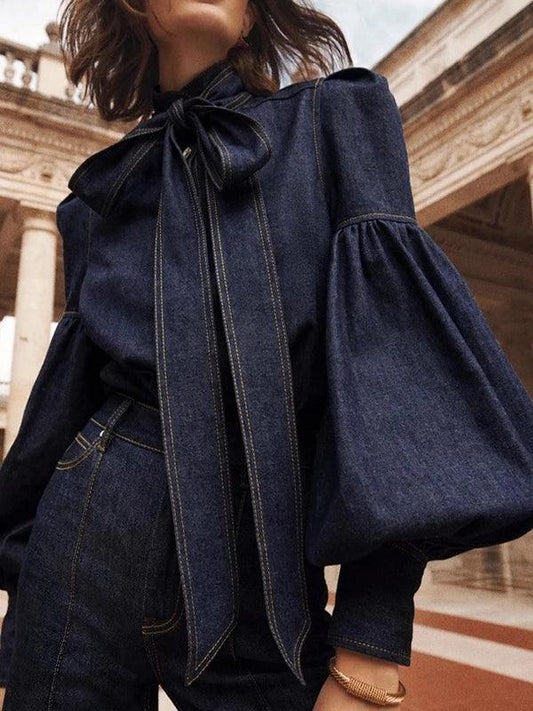 HEATHER | Tijdloze Denim Blouse met een Vleugje Elegantie