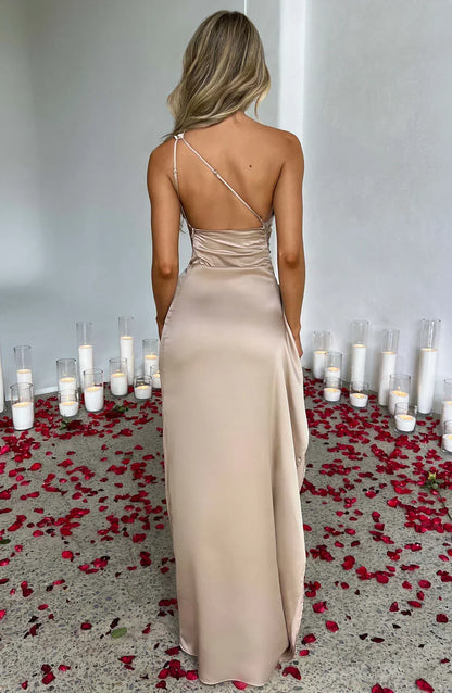 Parker – De Luxe One-Shoulder Satijnen Splitjurk