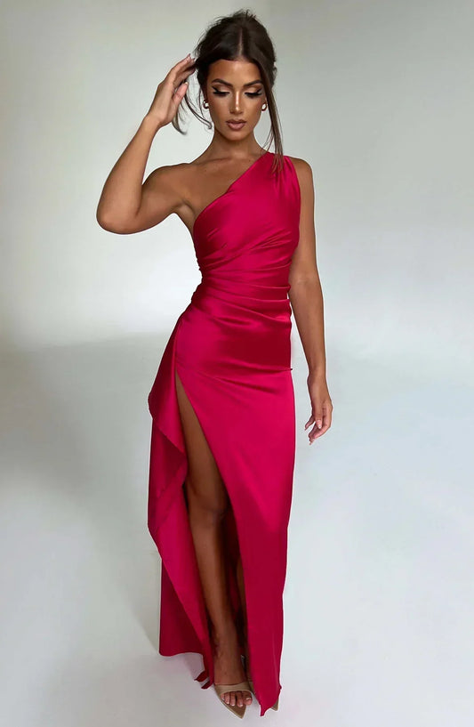 Parker – De Luxe One-Shoulder Satijnen Splitjurk