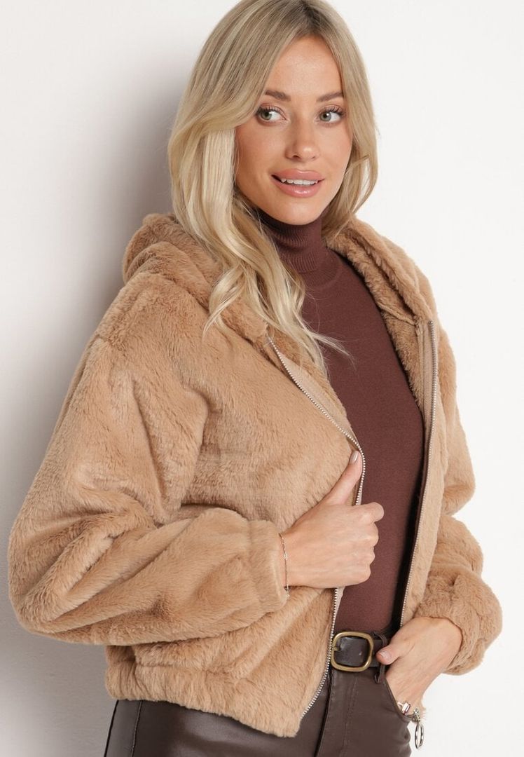 Lyla –  Warm teddy jack met rits en capuchon voor dames