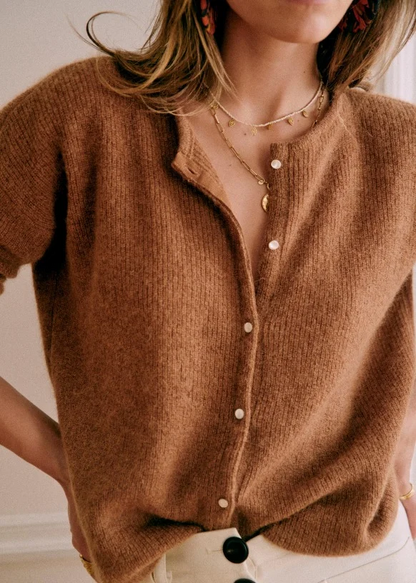 Cameron – De Onmisbare Lente Cardigan voor dames