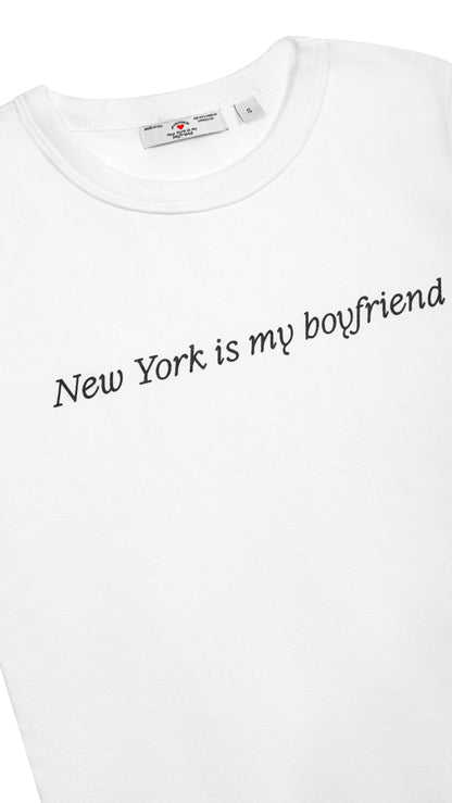 Bronx | New York is my Boyfriend Baby Tee van Katoenmix