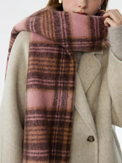 Nina | Warme Geruite Sjaal in Roze Koffie voor Dames