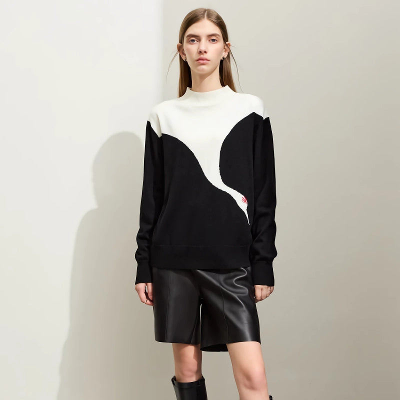 Nynke |  Jacquard Trui met Zwanenprint in Wolmix