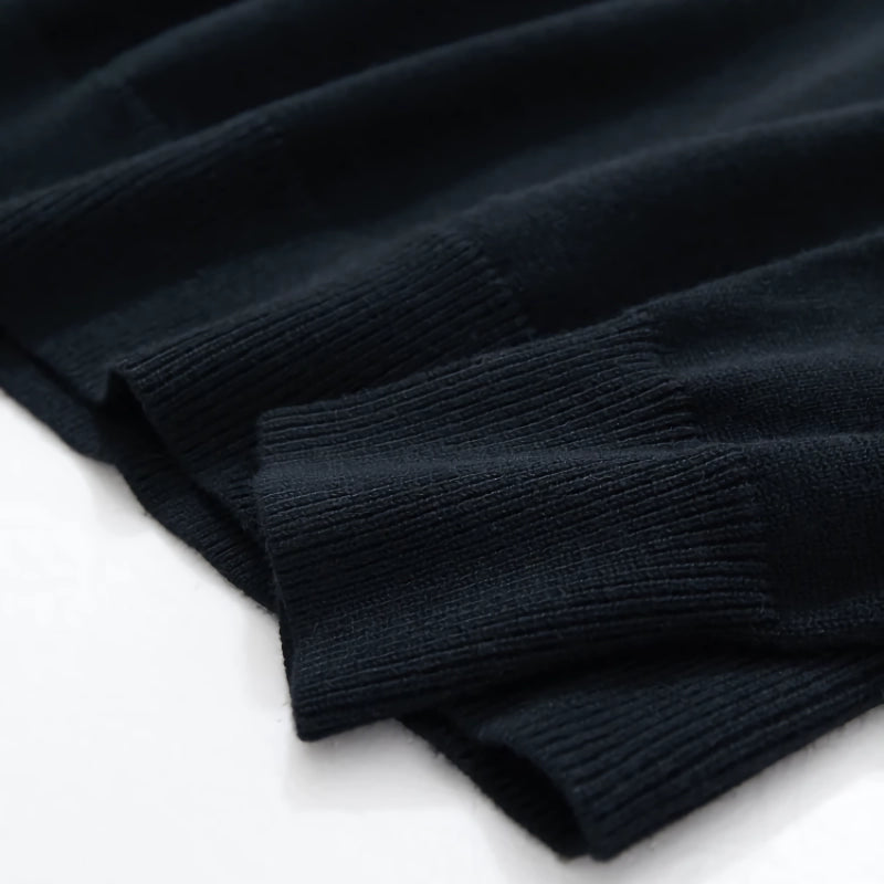 Nynke |  Jacquard Trui met Zwanenprint in Wolmix