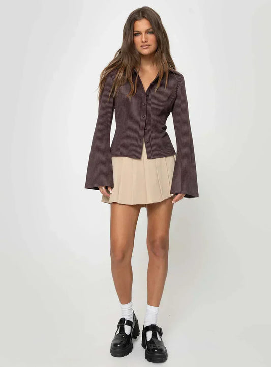 RHEA | Getailleerde blouse met flared mouwen