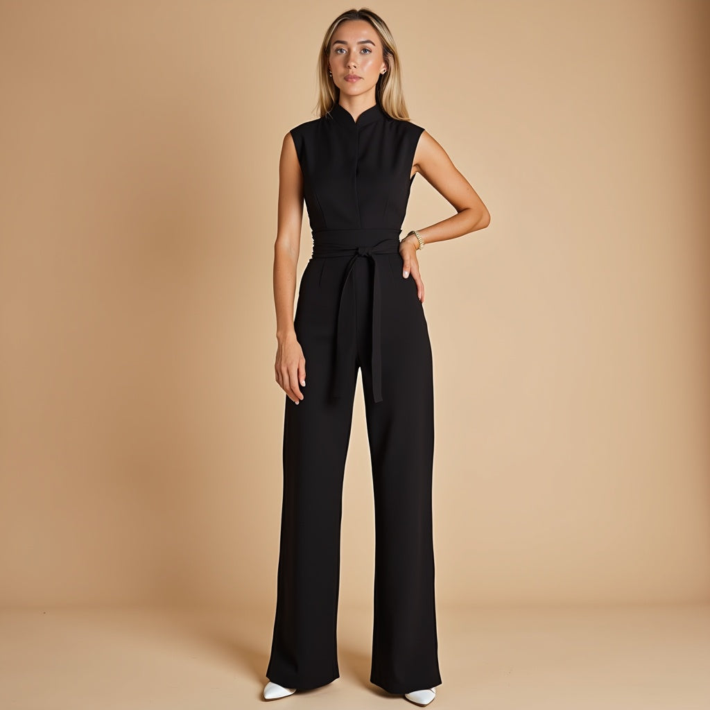 Cassandra | Elegante mouwloze jumpsuit met hoge kraag
